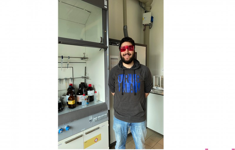 Bence Salacz, MSc student at Debrecen University, Hungary is conducting research in our laboratory for 6 months with the frame of Erasmus exchange program.